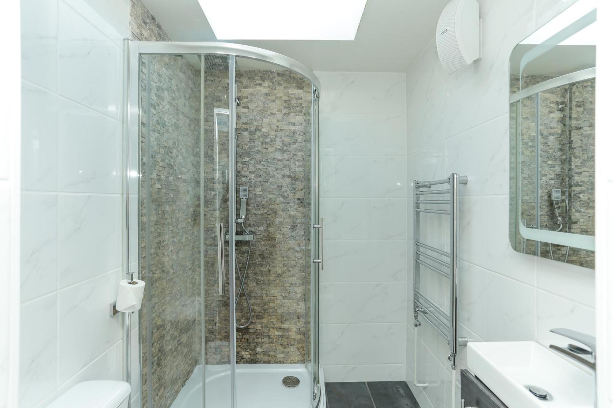 The Broadway Beach House With Hot Tub Herne Bay Exterior foto